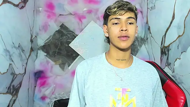 Timmy_Kiing_ live sex cam