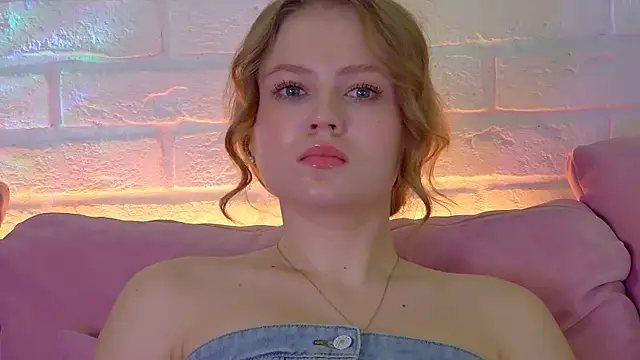 SelinSwarovski live sex cam