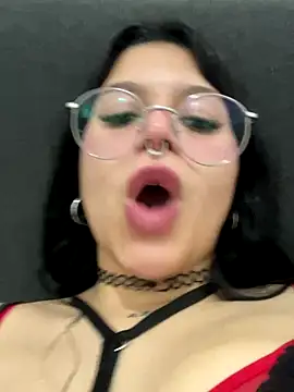 amazonaa9's cam snapshot