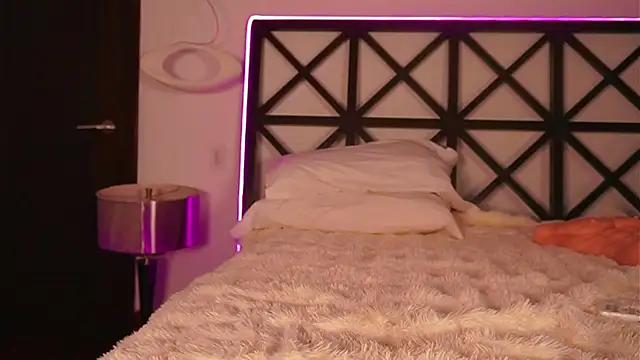 LunaMystyque's cam snapshot