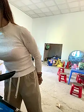 pitty_mymi's cam snapshot