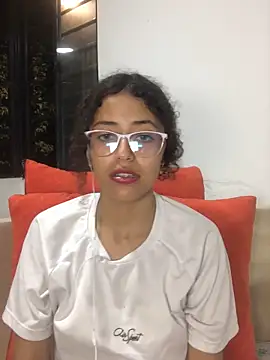 Lucris0304's cam snapshot