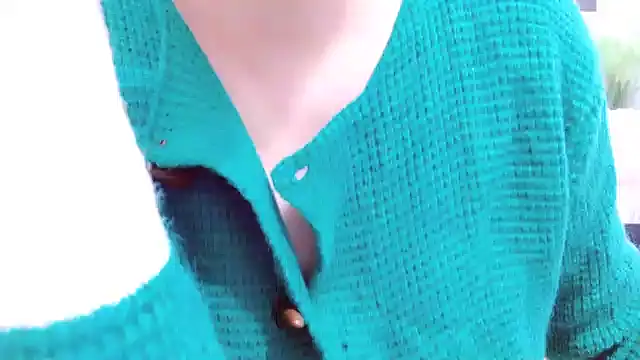 Julia_Happy's cam snapshot