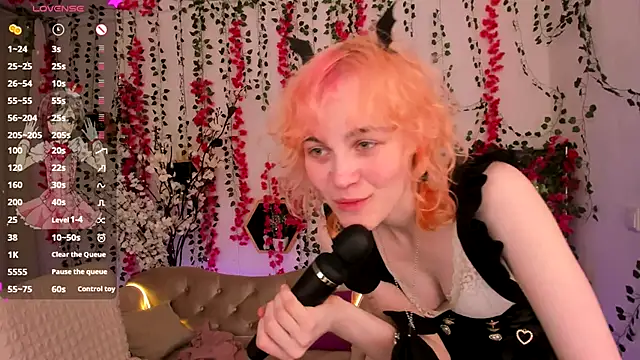 Awawrin live sex cam