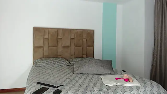 aleejhandraa's cam snapshot