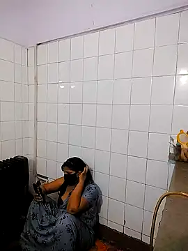 Amritanikhil1's cam snapshot