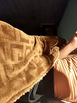 LianLaz live sex cam