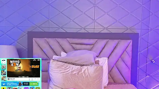 Britanny-Jhonsons live sex cam