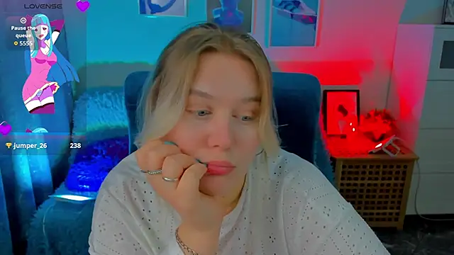 LouiseMous's cam snapshot