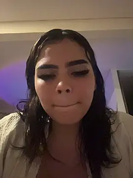 Chloemercury's cam snapshot