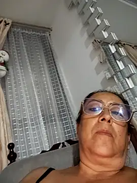 amaranta_c's cam snapshot