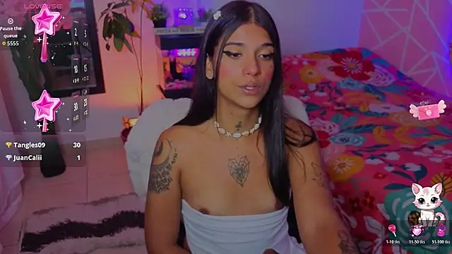 CoralRigan live sex cam