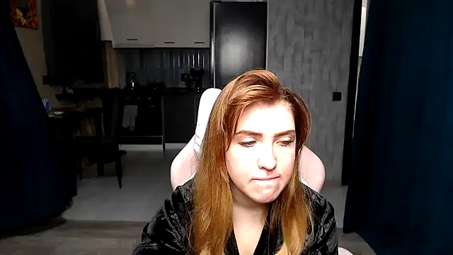 Reginasmilee's cam snapshot