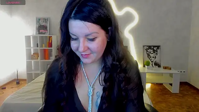 still__her's cam snapshot