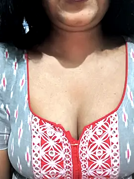 NEETU-89 live sex cam