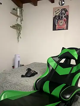 Valentino_Xander live sex cam