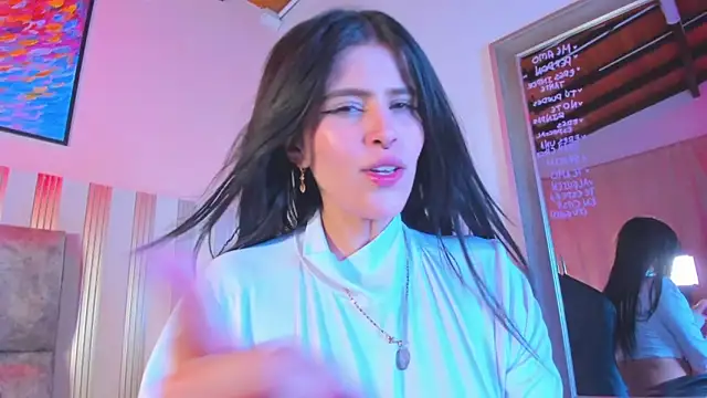 gia_malkova's cam snapshot