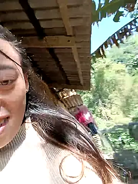 llomayy-love's cam snapshot