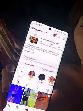 makivede2025's cam snapshot