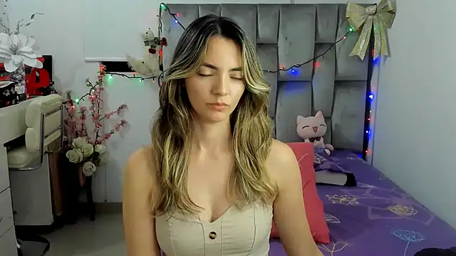 baby-miah's cam snapshot