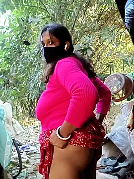 Hotty-rosni's cam snapshot