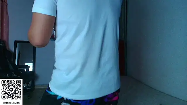 naomi_campbel_'s cam snapshot