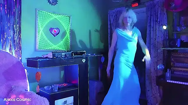 Alexa_Cosmic live sex cam