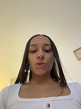 Brunettecollins05 live sex cam