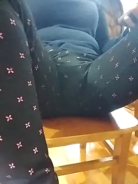 JasminePham's cam snapshot