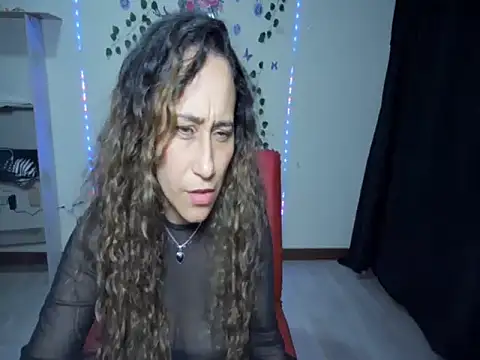 MystiKa_17 live sex cam