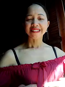 TRIEUTRIEU20's cam snapshot