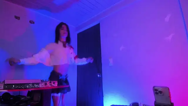 stormytt_ live sex cam