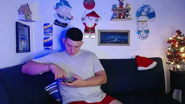 JamesCr_ live sex cam