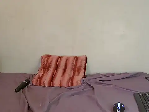 Sexy-Chubby1's cam snapshot