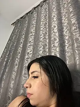 luna_ef_'s cam snapshot