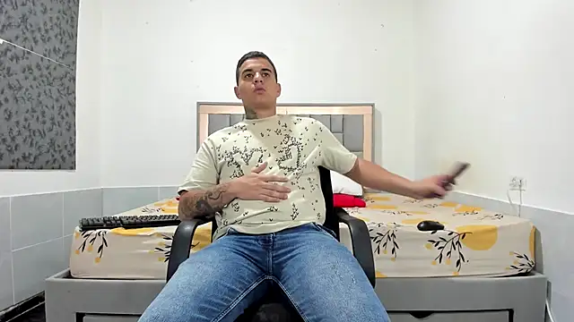 simookeler live sex cam