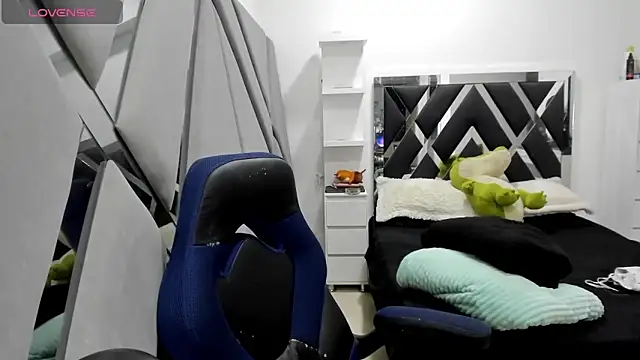 Jupiter_88 live sex cam