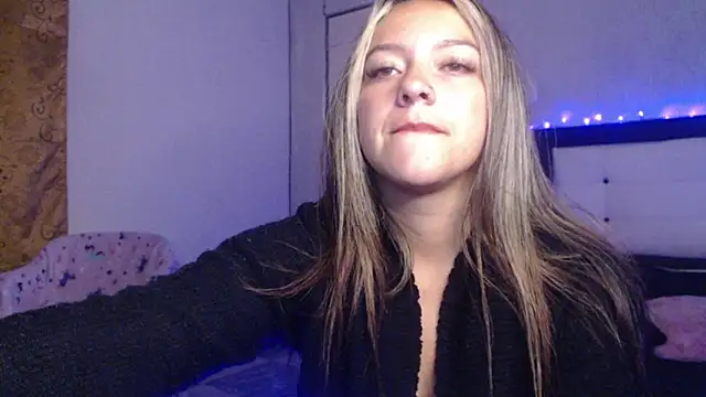 Mahia_000's cam snapshot