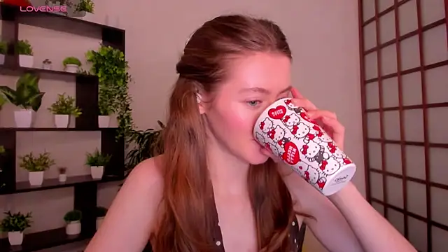 KateCuddle's cam snapshot