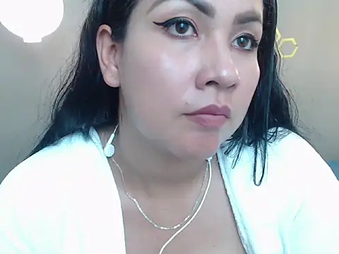 Elektrarosy's cam snapshot