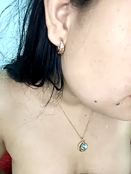 April_Becker's cam snapshot