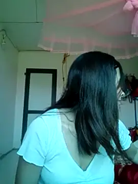 quynhquynh_'s cam snapshot