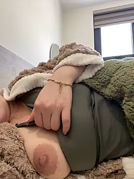 Nhi999's cam snapshot