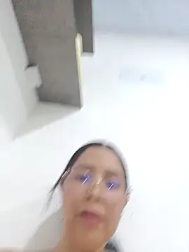 KarelysAC's cam snapshot