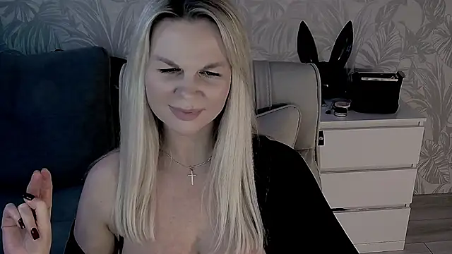 EvaRelusionJ's cam snapshot