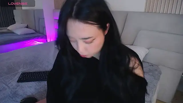 Miss_Loise's cam snapshot