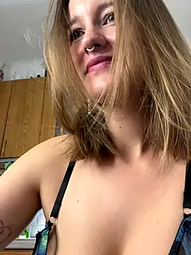 yourladyMary's cam snapshot