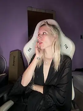 thebunnydark live sex cam