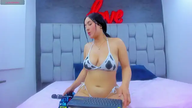 Sarita_Ass's cam snapshot