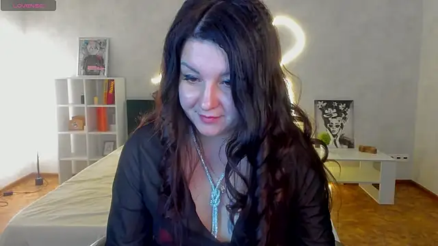 still__her's cam snapshot